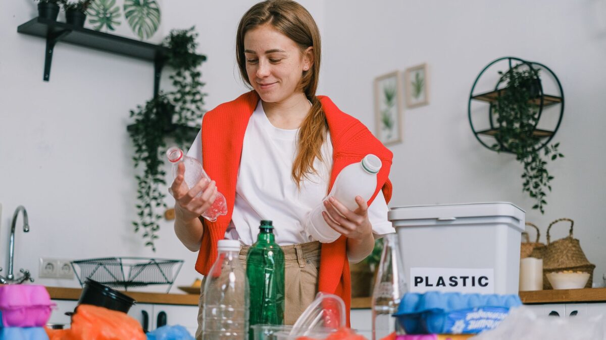 Plastik richtig recyceln in der Schweiz: Was wohin gehoert